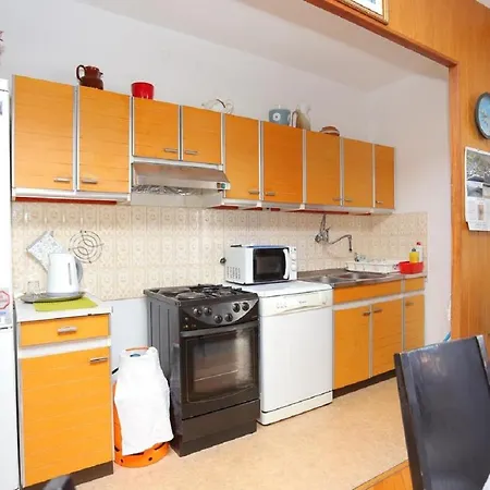 Apartments Neven - 30M From Sea * Krilo