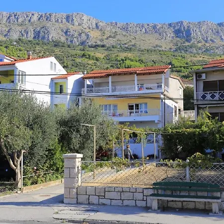 Apartments Neven - 30M From Sea *