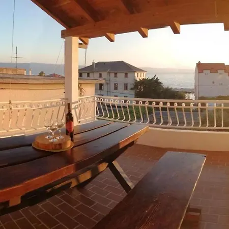 Apartments Neven - 30M From Sea * Krilo