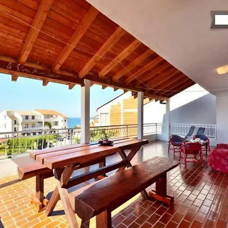 Apartments Neven - 30M From Sea *